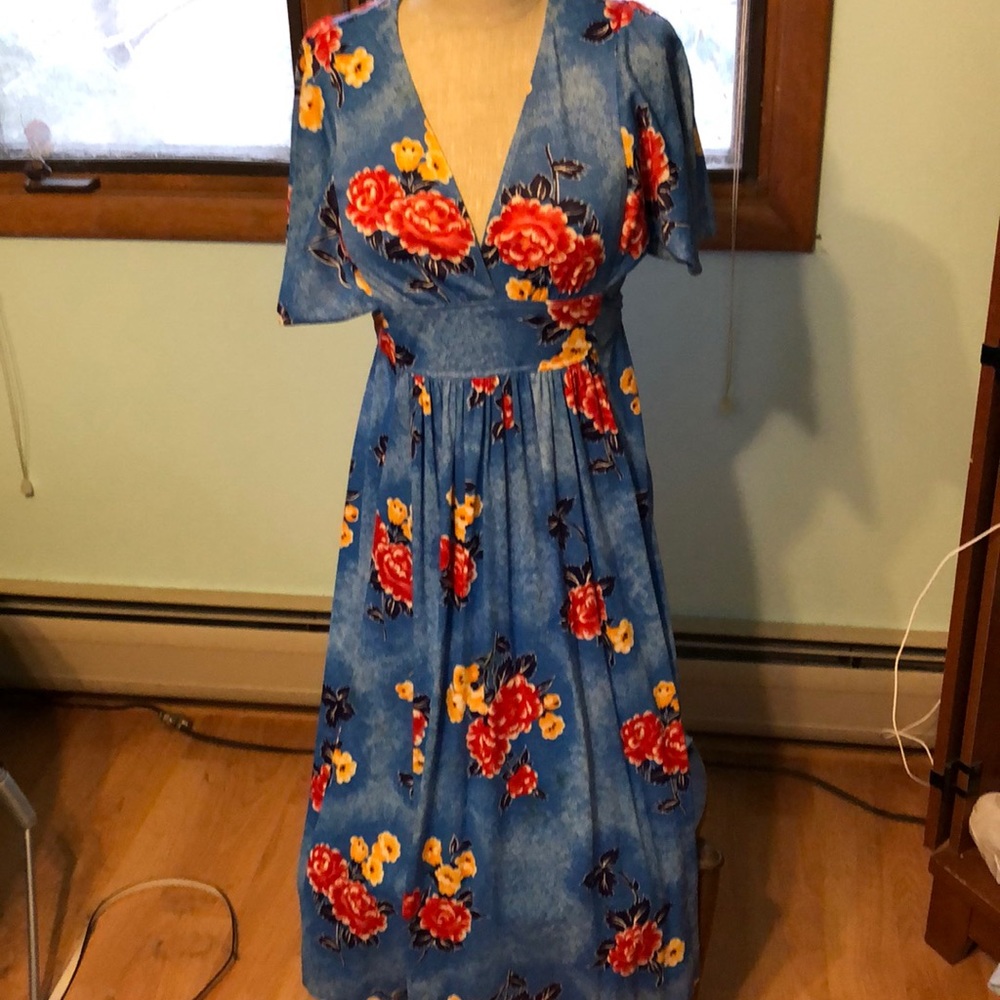 VINTAGE Floral dress